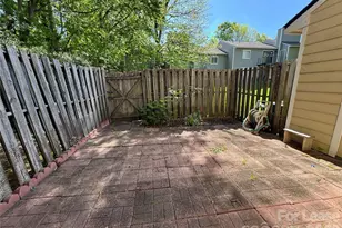 3282 Heathstead Place, Charlotte, NC 28210 - Photo 18