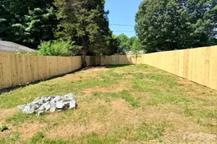 1701 Byrum St, Charlotte, NC 28216 - Photo 30