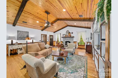 101 Waterwheel Drive, Green Mountain, NC 28740 - Photo 2