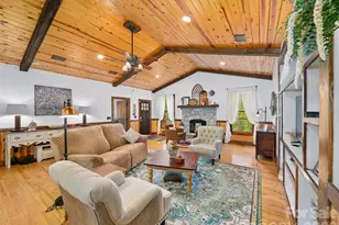 101 Waterwheel Dr, Green Mountain, NC 28740 - Photo 2
