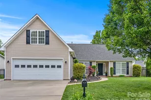 182 Misty Valley Rd, Fletcher, NC 28732 - Photo 2