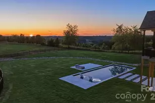 2322 Moss Farm Rd, Hickory, NC 28602 - Photo 6