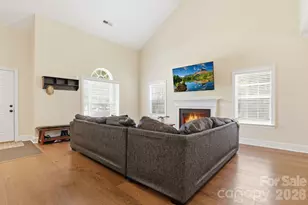 2800 Wingfield Pl, Charlotte, NC 28210 - Photo 8