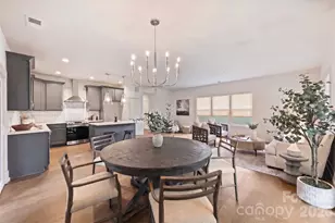 201 Coxe Ave, Charlotte, NC 28208 - Photo 6