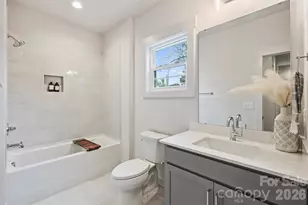 201 Coxe Ave, Charlotte, NC 28208 - Photo 14