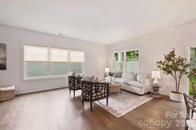 201 Coxe Avenue, Charlotte, NC 28208 - Photo 8
