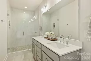 201 Coxe Ave, Charlotte, NC 28208 - Photo 14