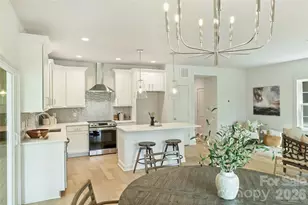 201 Coxe Ave, Charlotte, NC 28208 - Photo 8