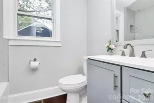5726 Oak Dr, Charlotte, NC 28216 - Photo 20