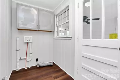 5726 Oak Drive, Charlotte, NC 28216 - Photo 22