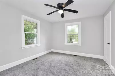 5726 Oak Drive, Charlotte, NC 28216 - Photo 18