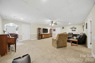 3422 North Bay Dr, Granite Falls, NC 28630 - Photo 14