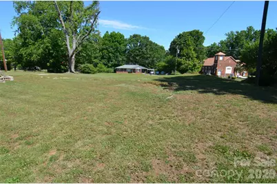 1419 US 70 Highway W, Valdese, NC 28690 - Photo 8