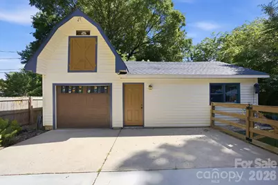 1941 Bentley Place, Charlotte, NC 28205 - Photo 32