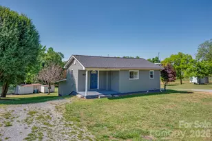 220 Roberson Rd, Forest City, NC 28043 - Photo 2