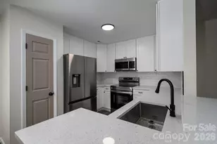 3119 Mintleaf Dr, Charlotte, NC 28269 - Photo 14