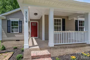 3119 Mintleaf Dr, Charlotte, NC 28269 - Photo 4