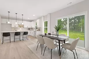 6637 Terry Ln, Charlotte, NC 28215 - Photo 8