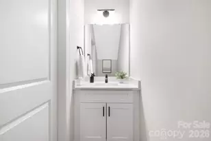 6637 Terry Ln, Charlotte, NC 28215 - Photo 20