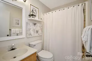 367 Skyleaf Dr, Sugar Mountain, NC 28604 - Photo 10
