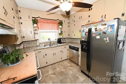 902 E Boyd Street, Maiden, NC 28650 - Photo 10