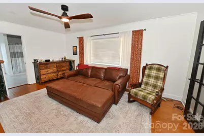 902 E Boyd Street, Maiden, NC 28650 - Photo 2