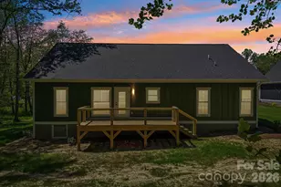 36 Haywood Xing Dr, Hendersonville, NC 28791 - Photo 4