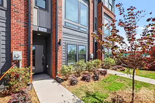 2146 N Graham St, Charlotte, NC 28206 - Photo 2