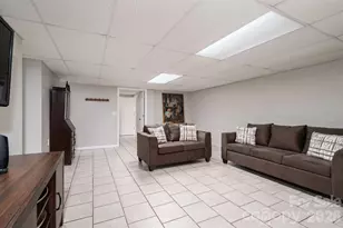 6097 Tuckborough Rd, Hickory, NC 28602 - Photo 28