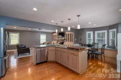 6097 Tuckborough Road, Hickory, NC 28602 - Photo 10
