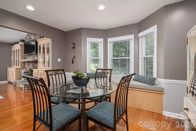 6097 Tuckborough Road, Hickory, NC 28602 - Photo 12