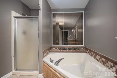 6097 Tuckborough Road, Hickory, NC 28602 - Photo 26