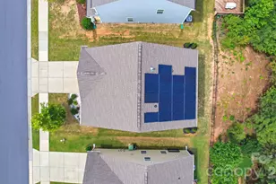 621 Cape Fear St, Fort Mill, SC 29715 - Photo 2