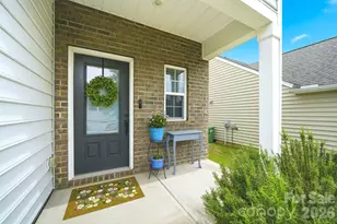 621 Cape Fear St, Fort Mill, SC 29715 - Photo 4