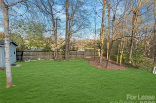 5933 Ruth Dr, Charlotte, NC 28215 - Photo 4