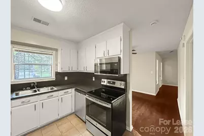 5933 Ruth Drive, Charlotte, NC 28215 - Photo 8