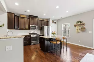 1714 Evergreen Dr, Charlotte, NC 28208 - Photo 10