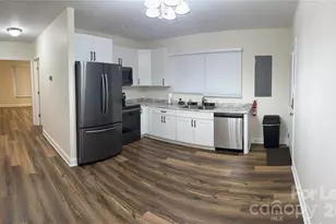 616 S Summit Ave, Charlotte, NC 28208 - Photo 8