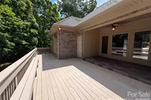 304 Catawba Crest Ln, Clover, SC 29710 - Photo 26
