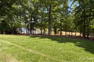 304 Catawba Crest Ln, Clover, SC 29710 - Photo 28