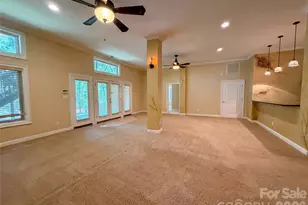 304 Catawba Crest Ln, Clover, SC 29710 - Photo 22