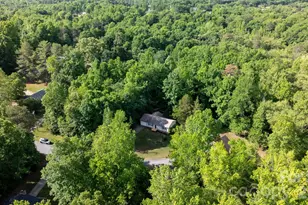 2120 40th Ave Ct NE, Hickory, NC 28601 - Photo 32