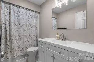 2120 40th Ave Ct NE, Hickory, NC 28601 - Photo 12