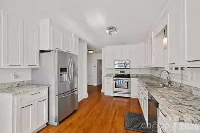 1621 Morningside Drive, Charlotte, NC 28205 - Photo 10