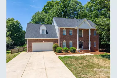 1535 20th Avenue Place NE, Hickory, NC 28601 - Photo 1