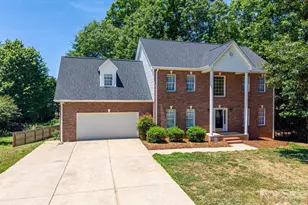 1535 20th Ave Pl NE, Hickory, NC 28601 - Photo 6