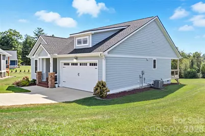 376 Windy Acres Knoll Drive #17, Hendersonville, NC 28792 - Photo 20