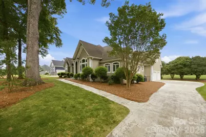 242 Mallard Way, Mooresville, NC 28117 - Photo 2