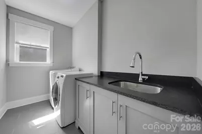 3015 Commonwealth Avenue, Charlotte, NC 28205 - Photo 26