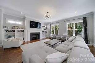 3015 Commonwealth Ave, Charlotte, NC 28205 - Photo 6